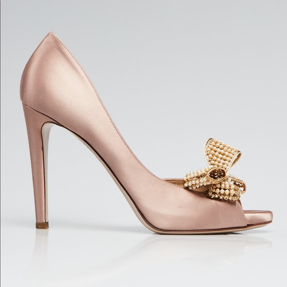 VALENTINO
Nude Satin Pearl Bow d'Orsay Pumps perfect sexy Valentine‘s shoe 💗 - Picture 2 of 11